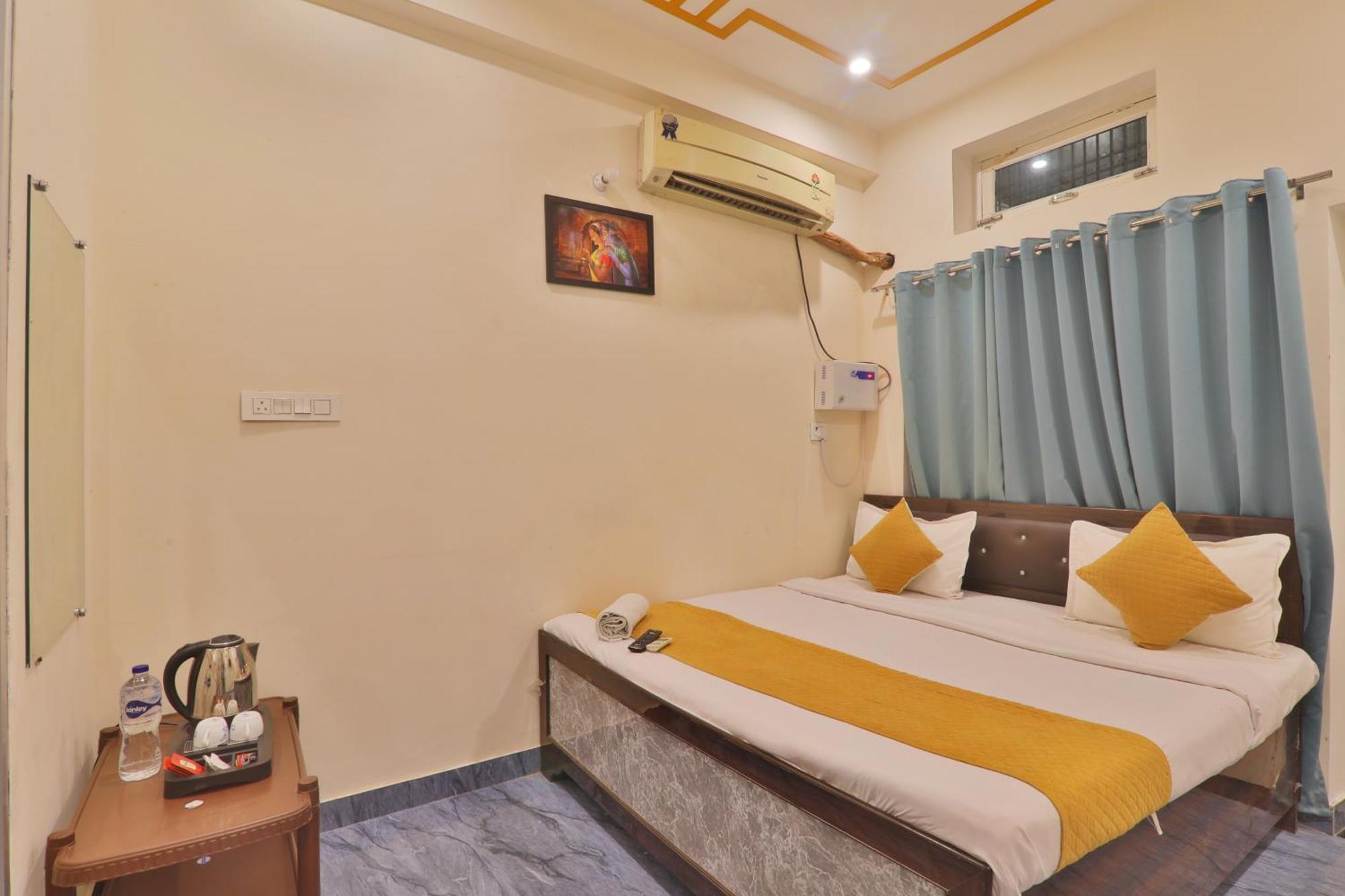 Hotel Ramayan Inn Free Pickup From Ayodhya Dham Junction Eksteriør billede